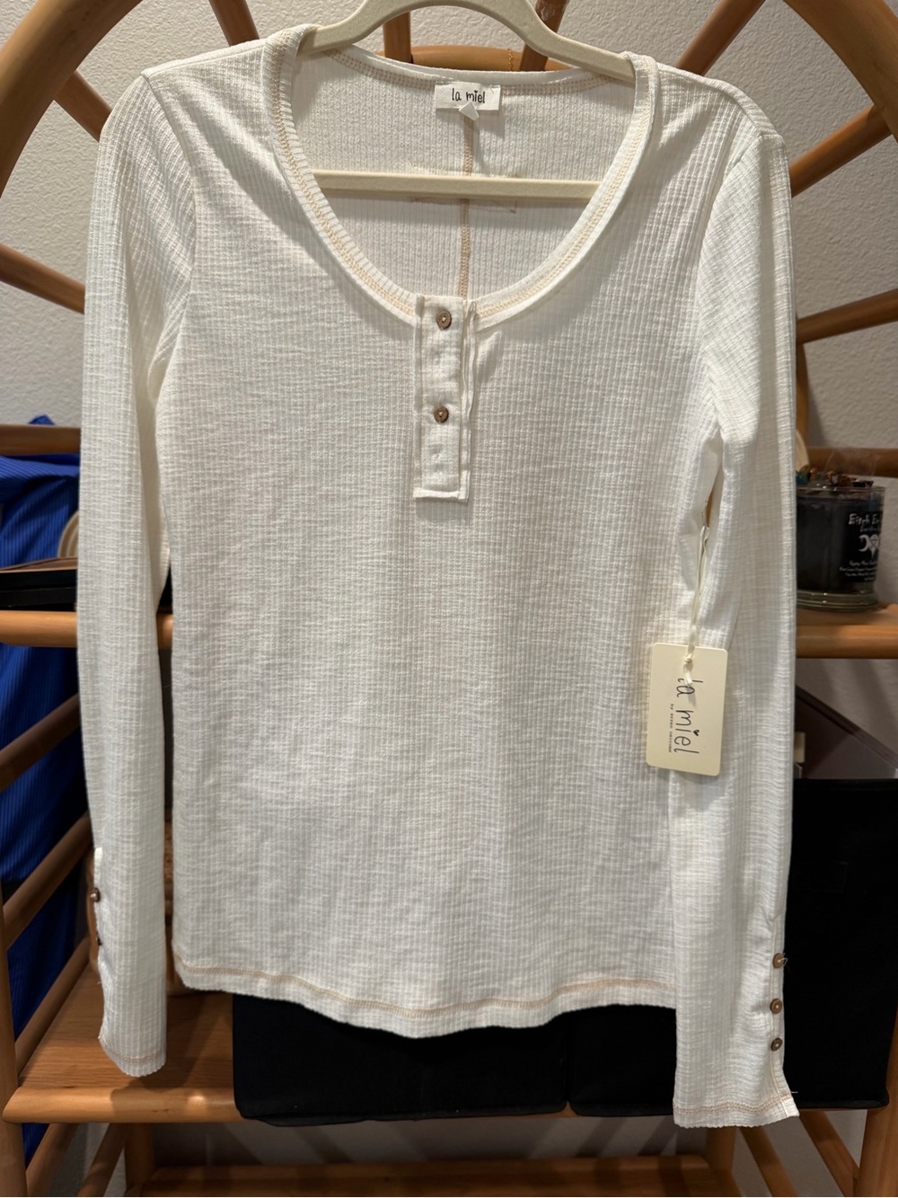 LA MIEL Cream Waffle Henley Long Sleeve Top